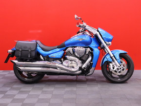 Suzuki Intruder