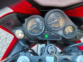 Yamaha FZS