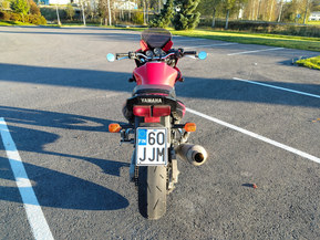 Yamaha FZS