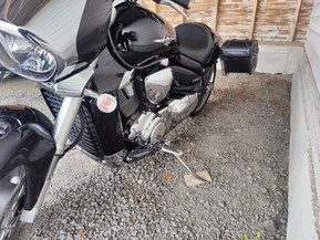 Suzuki Intruder