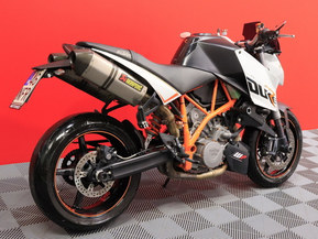KTM 990