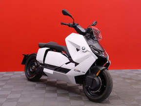 BMW CE 04