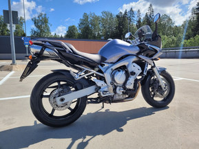 Yamaha FZ6-S