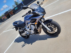 Yamaha FZ6-S