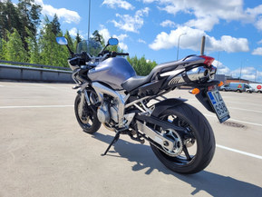 Yamaha FZ6-S