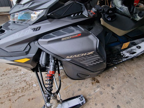 Ski-Doo Mach Z