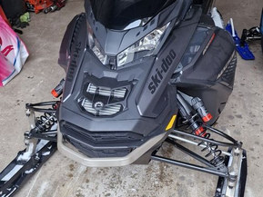 Ski-Doo Mach Z
