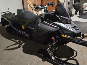 Ski-Doo Mach Z