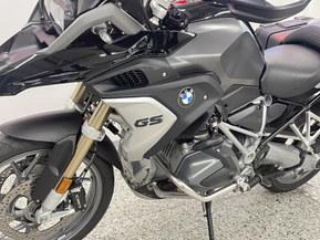 BMW R