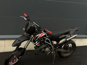 Aprilia SX