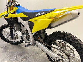 Suzuki RM-Z