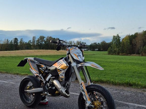 KTM 125