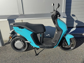 Yamaha Neos