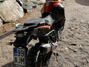 KTM 1090