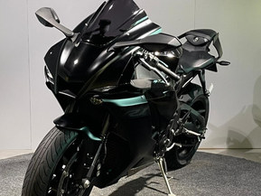 Yamaha YZF-R1