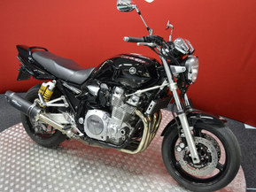 Yamaha XJR