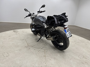 BMW R