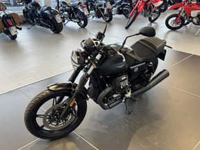 Moto Guzzi V7