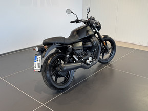 Moto Guzzi V7