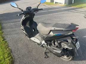 Peugeot Speedfight 4