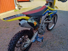 Suzuki RM-Z