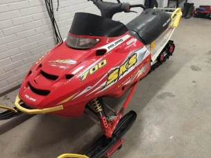 Polaris 700 SKS