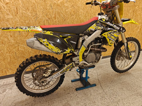 Suzuki RM-Z