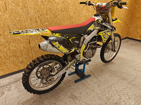 Suzuki RM-Z