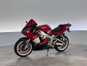 Yamaha YZF-R1