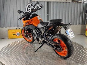 KTM 790