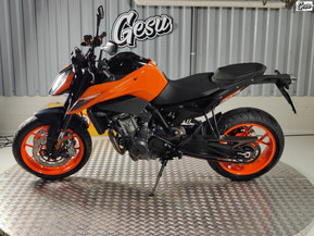KTM 790