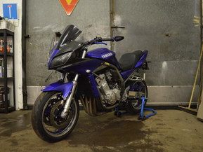 Yamaha FZS