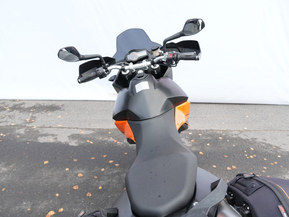KTM 990