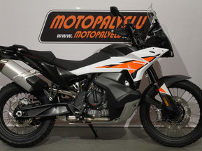 KTM 790