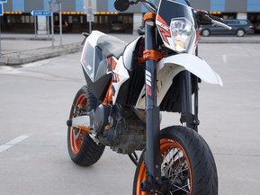 KTM 690