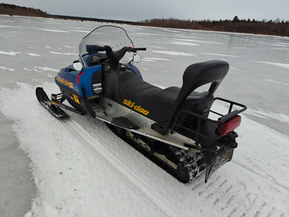 Ski-Doo Touring