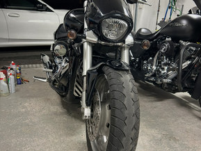 Suzuki Intruder