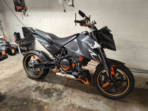 KTM 690