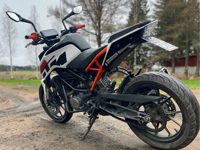 KTM 125