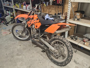 KTM 525