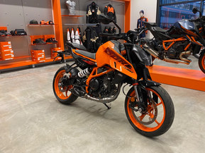 KTM 390