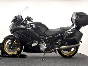 Yamaha FJR