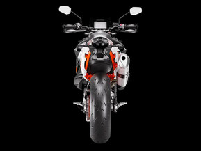 KTM 890