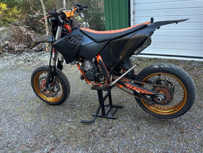 KTM 125