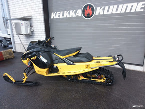 Ski-Doo MX Z
