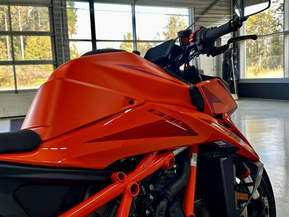 KTM 1390 Super Duke R