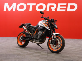 KTM 890