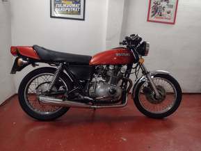 Suzuki GS