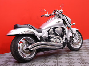 Suzuki Intruder