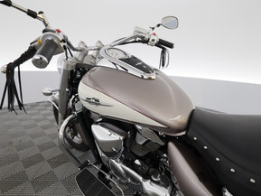 Suzuki Intruder